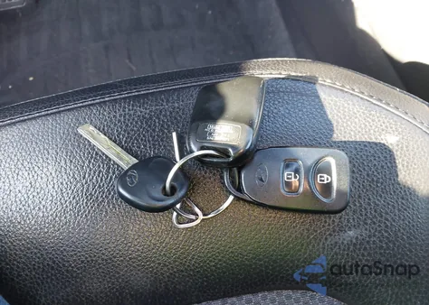 2015 Hyundai Tucson Gls z USA, uszkodzony, nr VIN KM8JTCAF5FU033153